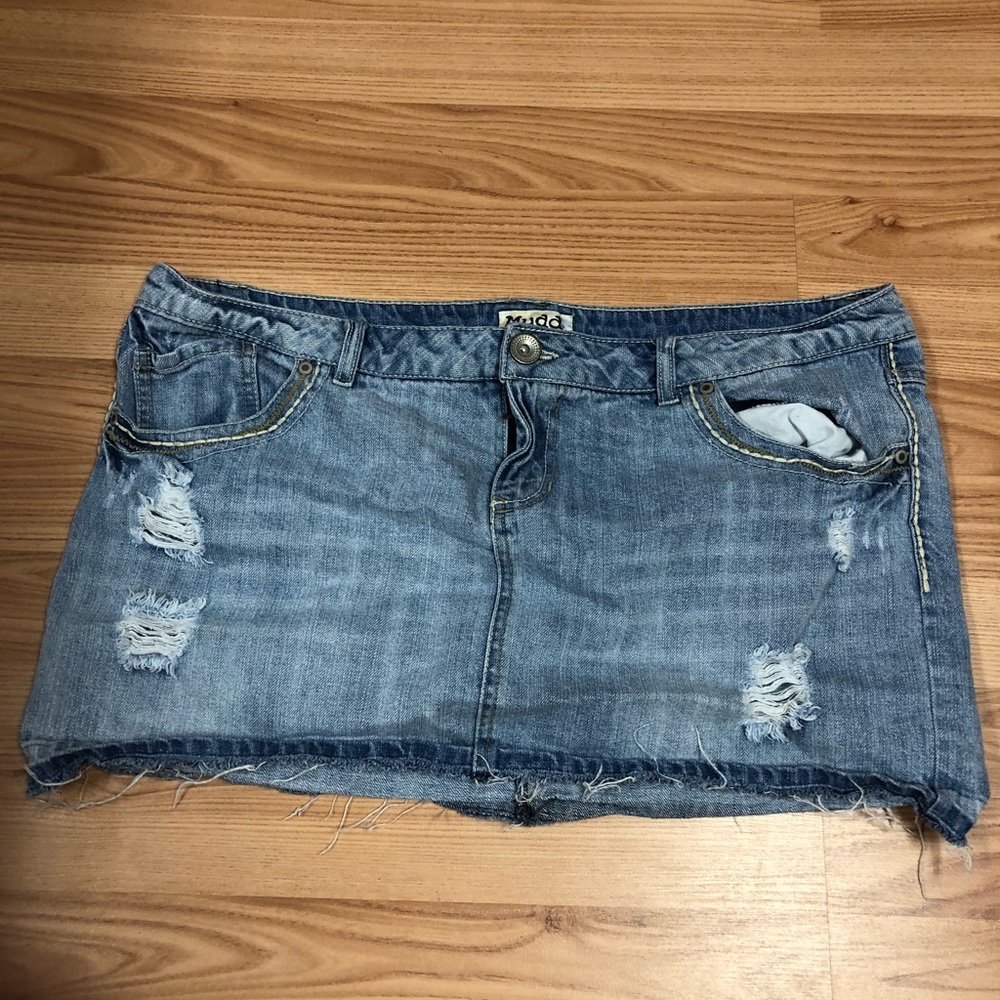 Size 17 Miss Mini Skirt